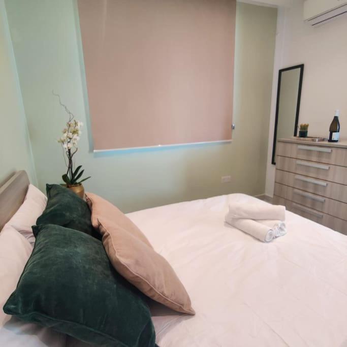 Апартаменты Cozy Penthouse In Central Malta Balzan Экстерьер фото